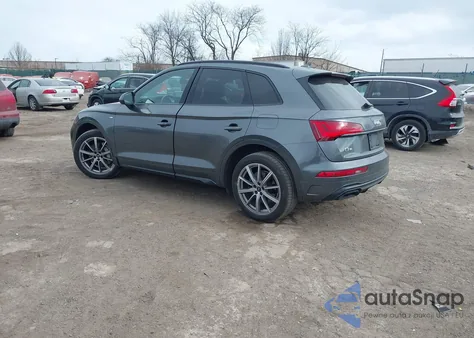 2022 Audi Q5 Premium Plus 55 Tfsi E S Line Quattro S Tronic z USA, uszkodzony, nr VIN WA1E2AFY2N2054991
